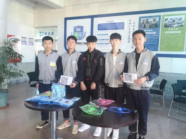 1562375273776637.jpg 5cd26d366c78c9.33084353.jpg