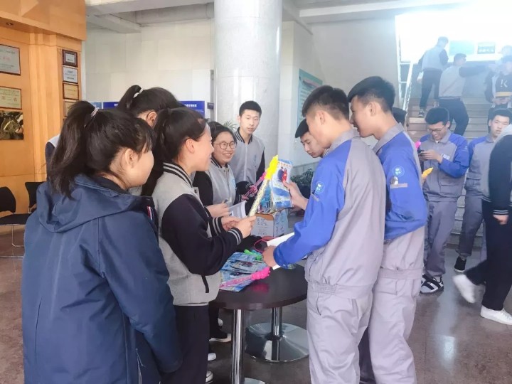 1562375346599604.jpg 5cd26d51b765b1.88531333.jpg